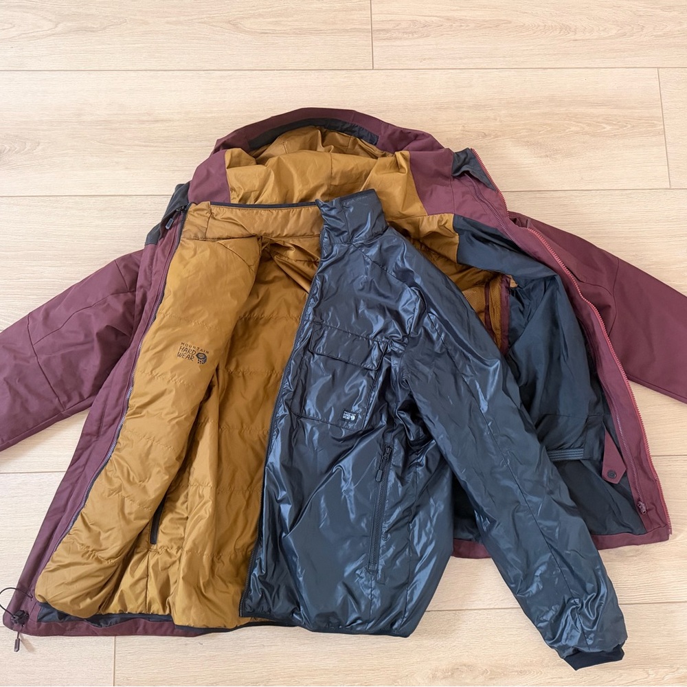 Mountain Hardwear Men's 3-in-1 Ski/Snowboard Jacket - Burgundy, Black, and Gold